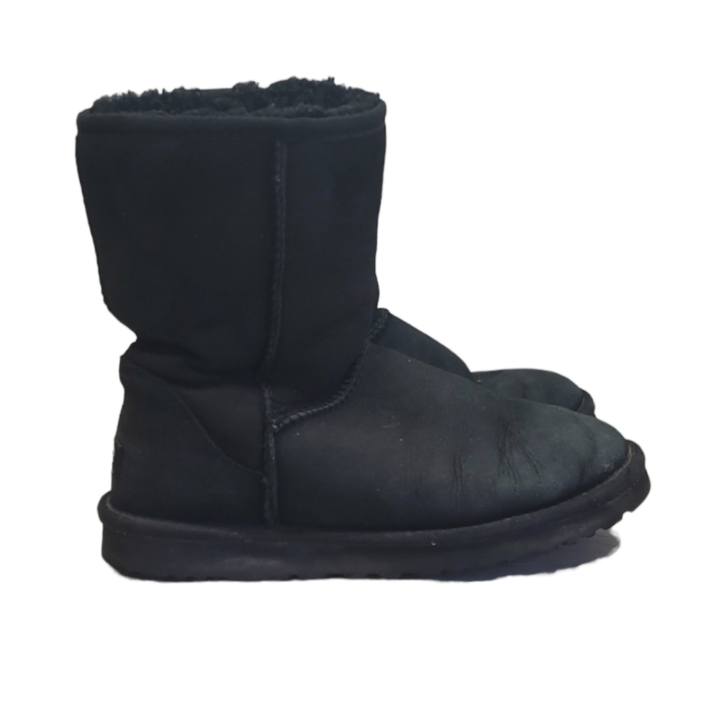 Ugg Australia Women 5825 Ankle Booties Sheepskin shoes sz 8